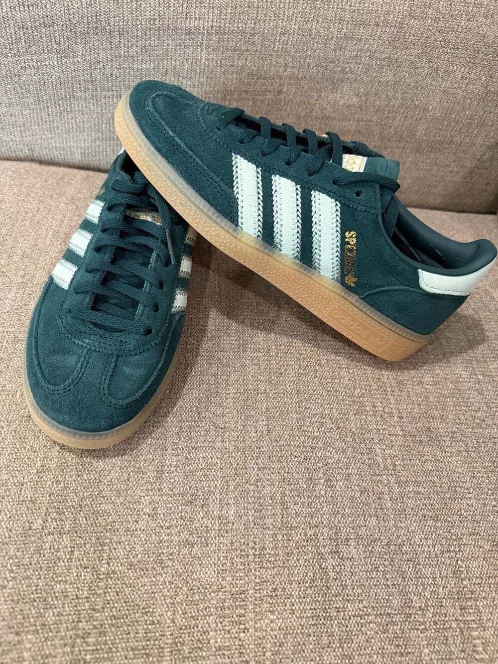 adidas Originals Handball Spezial W Shoes Aurora Ivy/Ash Green Gum size 6w
